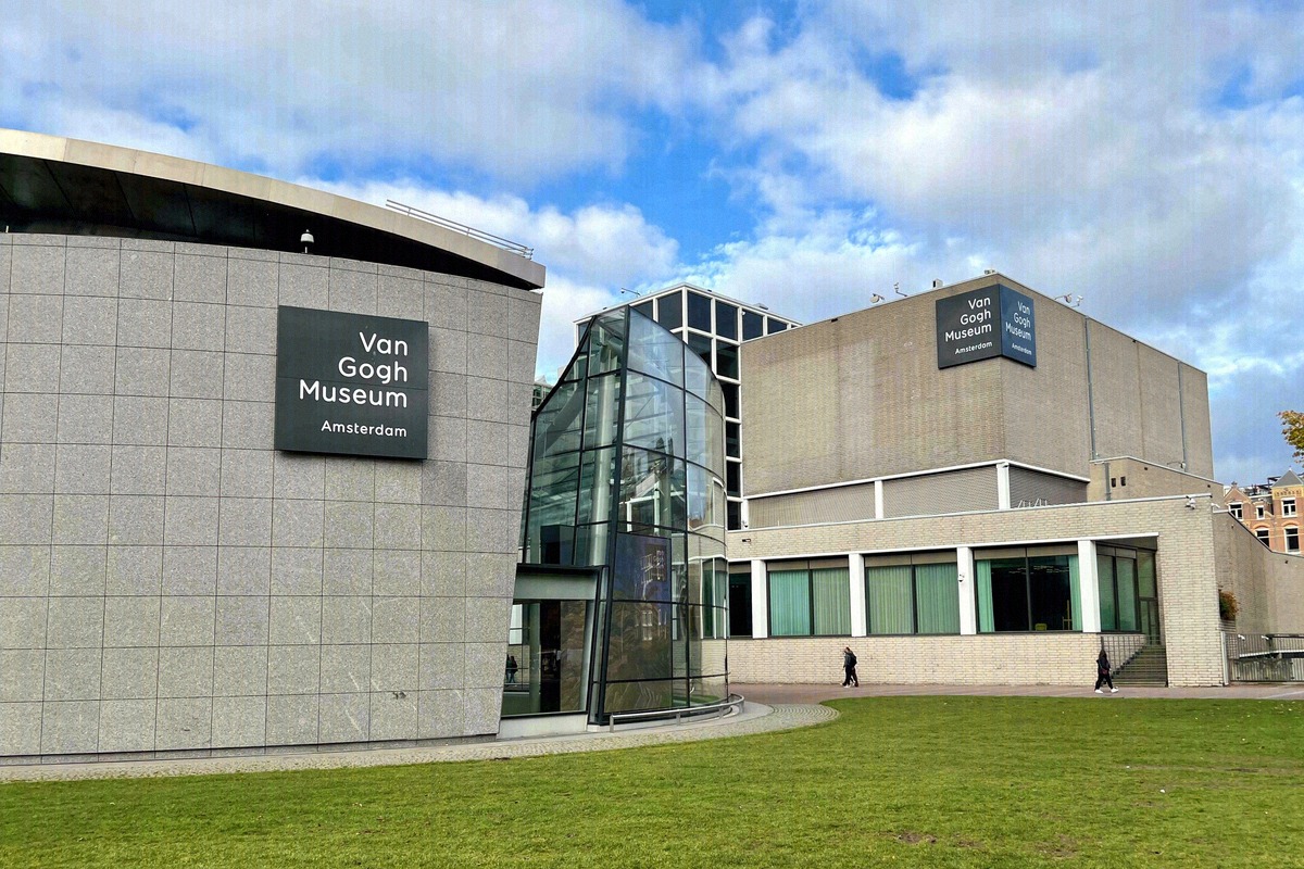 Concrete architecture of the Van Gogh Museum on Museumplein